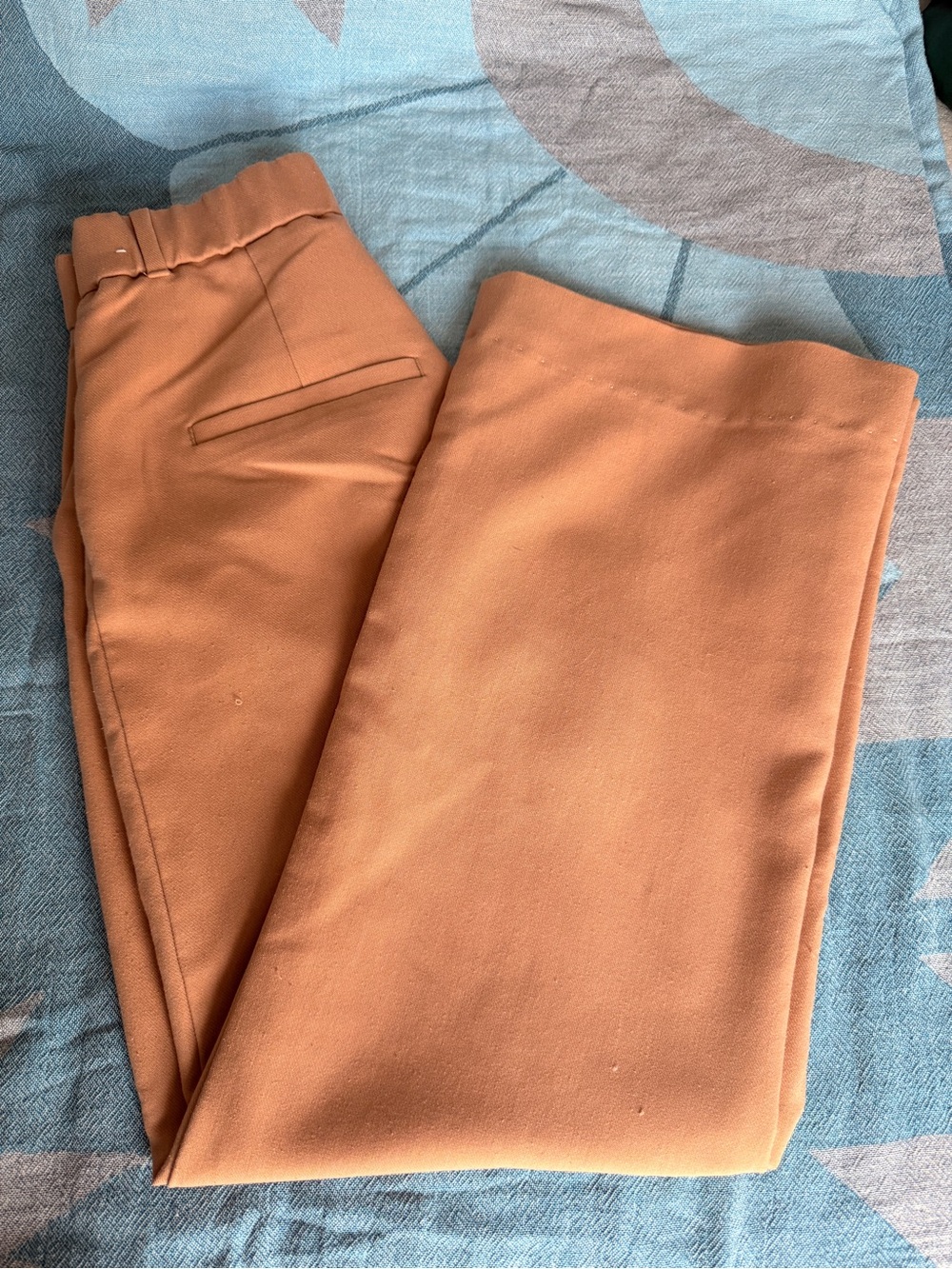 Abercrombie & Fitch Chinos in Peach Orange